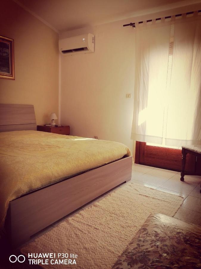 La Casa Di Luisa Apartment Santu Lussurgiu Bagian luar foto