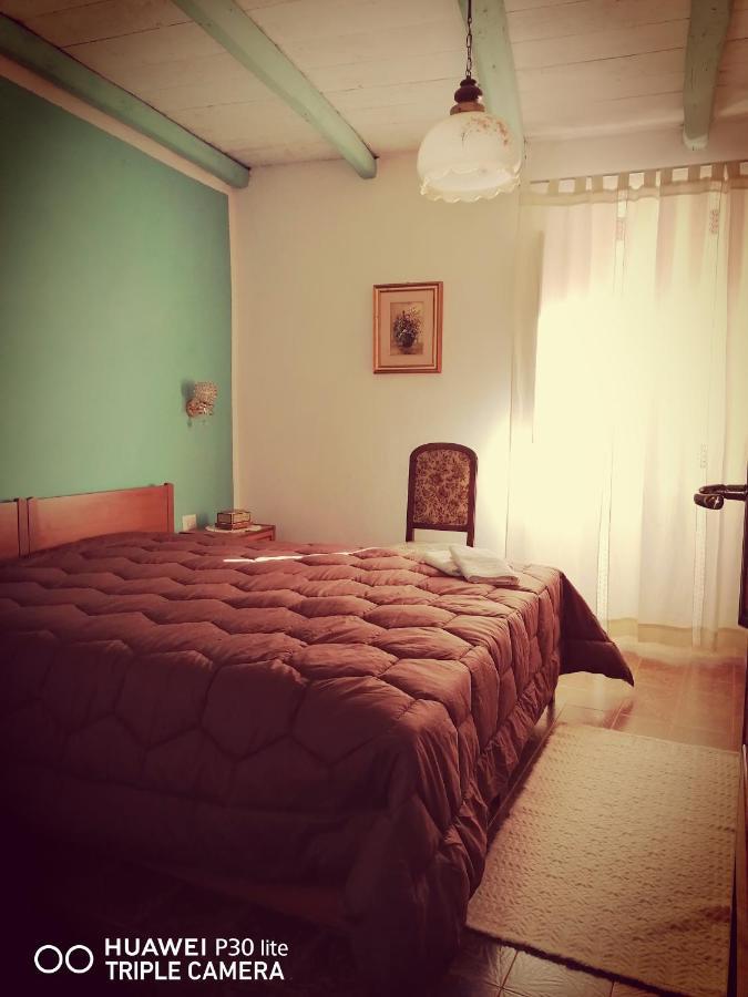 La Casa Di Luisa Apartment Santu Lussurgiu Bagian luar foto